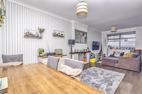 3 bedroom end of terrace house for sale, Landguard Road, Southsea