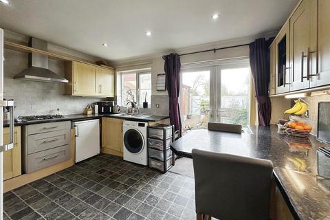 3 bedroom semi-detached house for sale, Millers Walk, Hull HU5