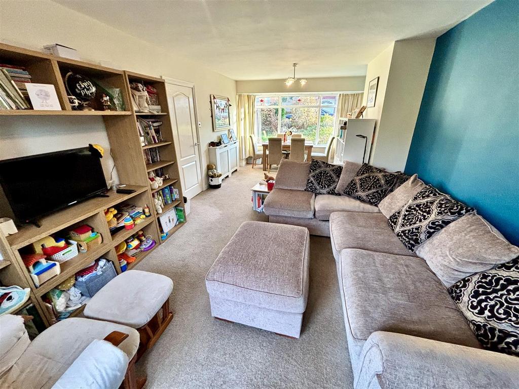 Open Plan Living and Dining Room