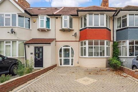 3 bedroom terraced house to rent, Windermere Avenue, London SW19