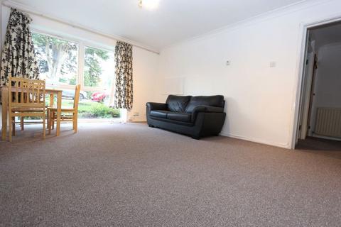 1 bedroom flat to rent, Lucerne Close, Palmers Green N13