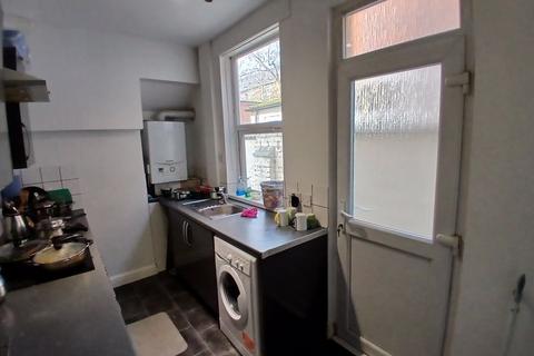 2 bedroom terraced house for sale, Tudor Road, Newfoundpool