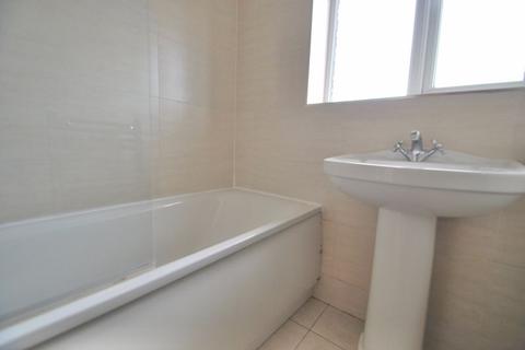 1 bedroom apartment to rent, Hook Road, House Share