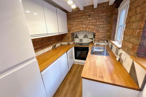 3 bedroom terraced house for sale, Oak Street, Llangollen