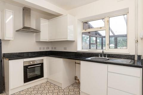 3 bedroom semi-detached house to rent, Hamilton Street WS3