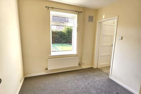 3 bedroom semi-detached house to rent, Templewood, Walters Ash HP14