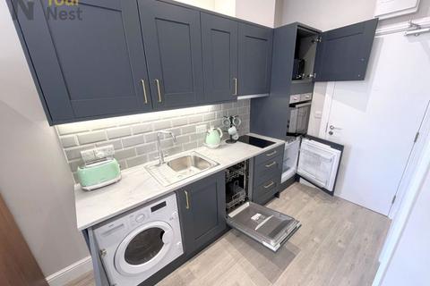 1 bedroom apartment to rent, Apartment 5, Centaur House, Great George Street, Leeds, LS1 3LA
