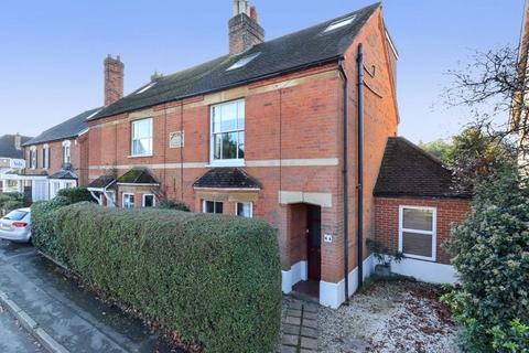 64 Chobham Road, Ascot, SL5 0HG