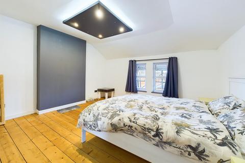 30 Stroud Road, Gloucester, GL1 5AQ