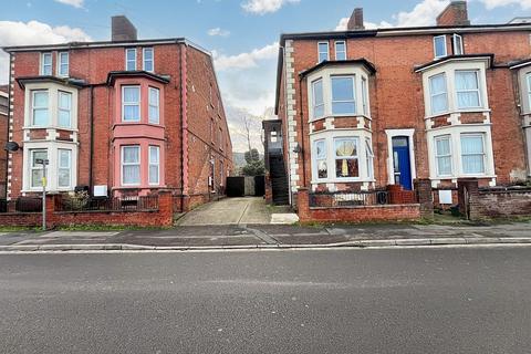 30 Stroud Road, Gloucester, GL1 5AQ