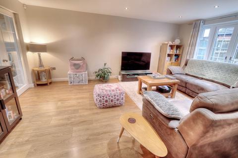 37 Mill Road, Stokenchurch, High Wycombe, HP14 3TP
