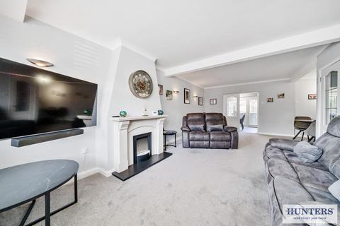 97 Raeburn Road, Sidcup, DA15 8RE