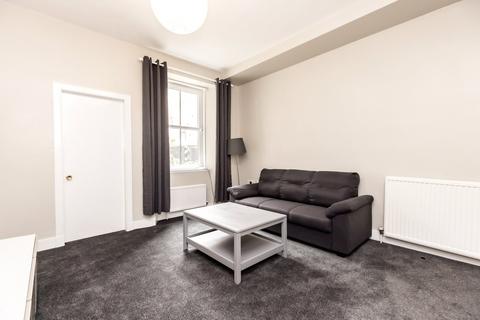 2 bedroom flat to rent, Whitehall Place, Aberdeen, AB25