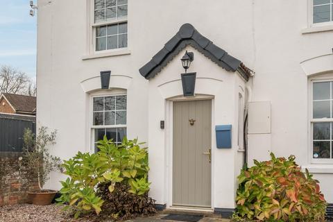 3 bedroom cottage for sale, Moor Street, Gloucester GL2