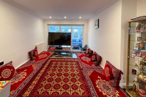 22 Basing Hill, Wembley, HA9 9QW