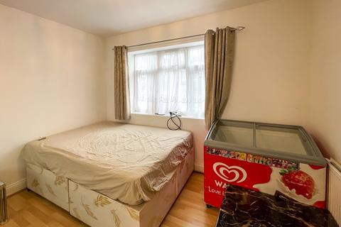 22 Basing Hill, Wembley, HA9 9QW