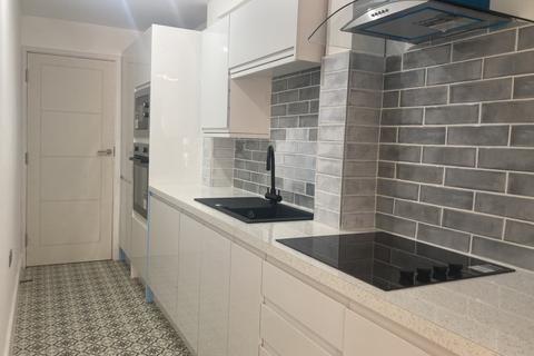 1 bedroom in a house share to rent, Wolfington Road, London SE27