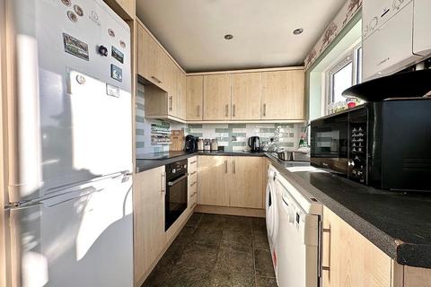44 Gresham Drive, Northampton, NN4 9SZ