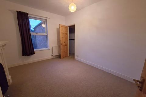 2 bedroom terraced house to rent, Wigston LE18