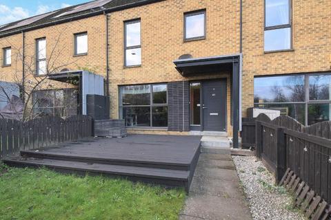 3 bedroom townhouse for sale, Vancouver Walk, Dalmarnock, G40 4TP