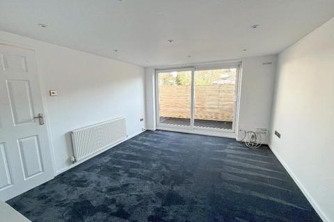 1 bedroom maisonette to rent, Selsdon CR0