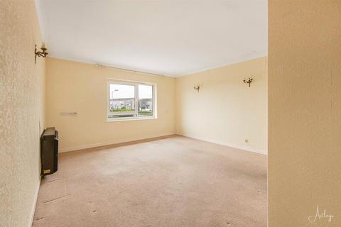 2 bedroom retirement property for sale, Parklands Court, Sketty, Swansea