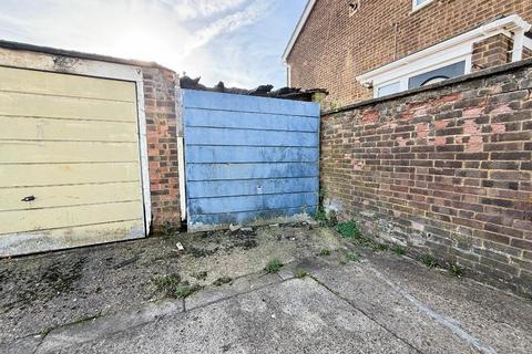 undefined, Abroath Road & Galston Road, Luton, Bedfordshire, LU3 3JZ