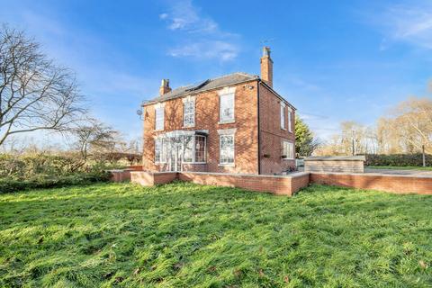 5 bedroom country house for sale, Dunham Road, Retford