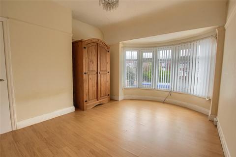 3 bedroom end of terrace house for sale, Crathorne Crescent, West Lane