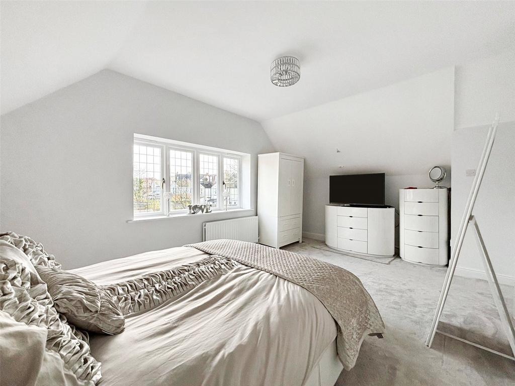 Bedroom 1 (Pic 2)