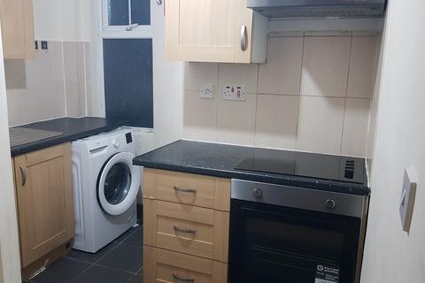 Studio to rent, N4, HARRINGAY - STUDIO FLAT