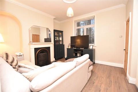 2 bedroom end of terrace house for sale, Station View, Leeds, West Yorkshire