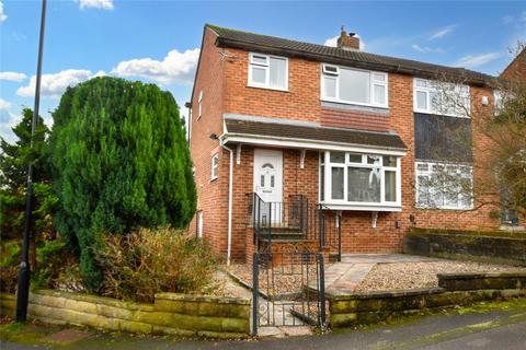 3 bedroom semi-detached house for sale, St. Andrews Close, Leeds, West Yorkshire