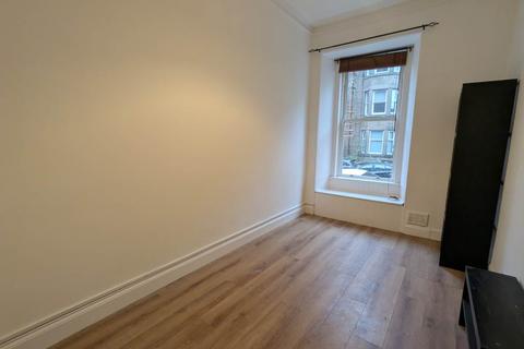 2 bedroom flat to rent, 11 G/1 Bellefield Avenue, Dundee,