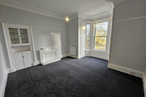 2 bedroom flat to rent, 12 (Ground Floor) Somerville Place, Dundee,