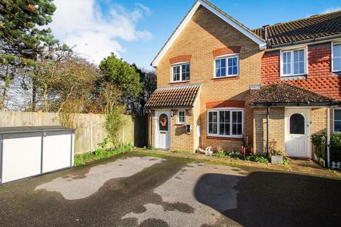 3 bedroom terraced house for sale, The Avenue, Canterbury