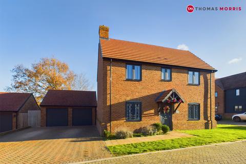 4 bedroom detached house for sale, Frith Fields, Sandy SG19