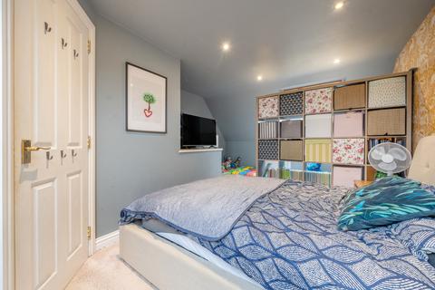 43 Fallows Road, Padworth, Reading, RG7 4GU