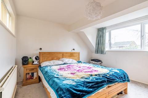 34 Ribbledale, London Colney, St Albans, AL2 1TD