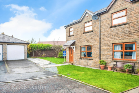 18 Gerrards Fold, Abbey Village, Chorley, PR6 8DL