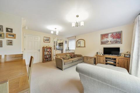 3 bedroom end of terrace house for sale, Roding Drive, Dunmow CM6