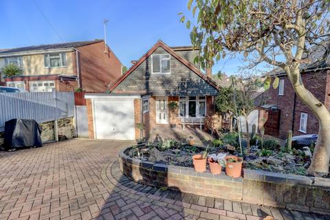 3 bedroom detached house for sale, Brimmers Hill, High Wycombe HP15