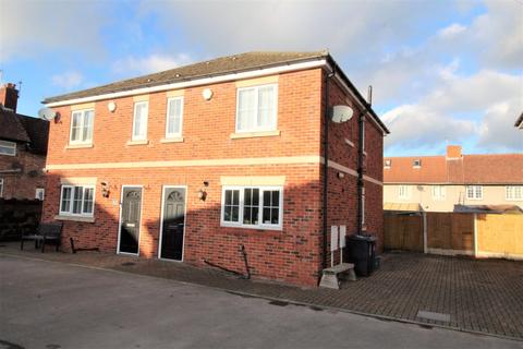 3 bedroom semi-detached house for sale, Hutton Court, Doncaster DN3