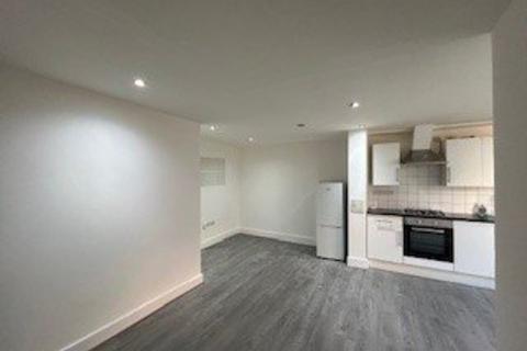 2 bedroom apartment to rent, High Road, Essex IG1