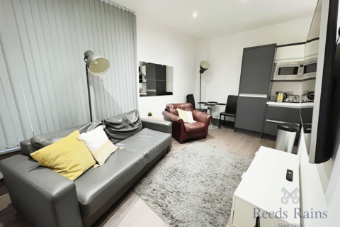 2 bedroom apartment to rent, Rumford Street, Merseyside L2