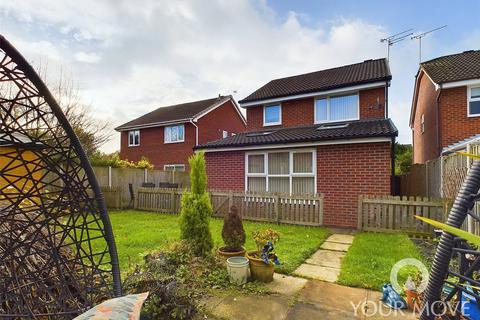 3 bedroom detached house for sale, Oakhurst Drive, Crewe CW2