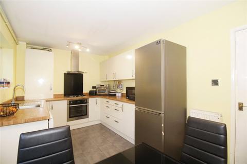 3 bedroom terraced house for sale, High Street, Leicester LE9