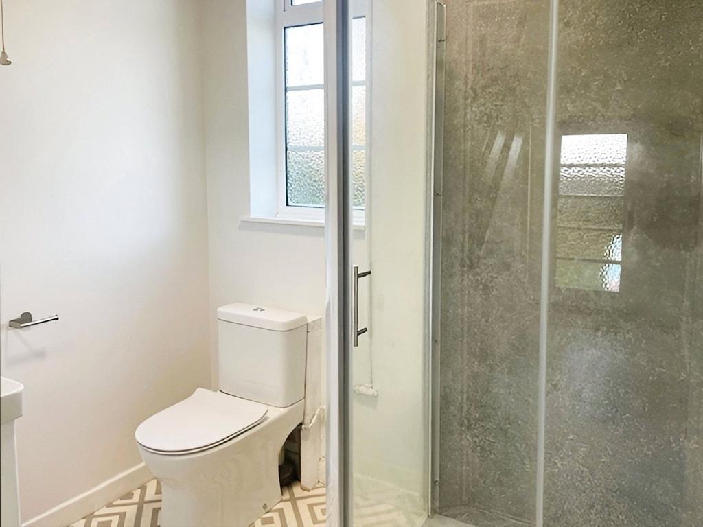 Shower Room/Wc
