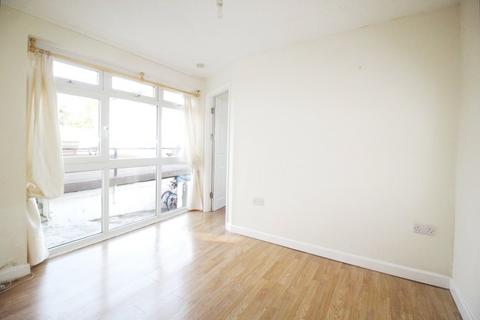 1 bedroom flat to rent, Lipson Road, Devon PL4