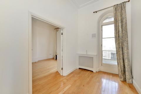 2 bedroom flat to rent, Redcliffe Gardens, Chelsea, SW10